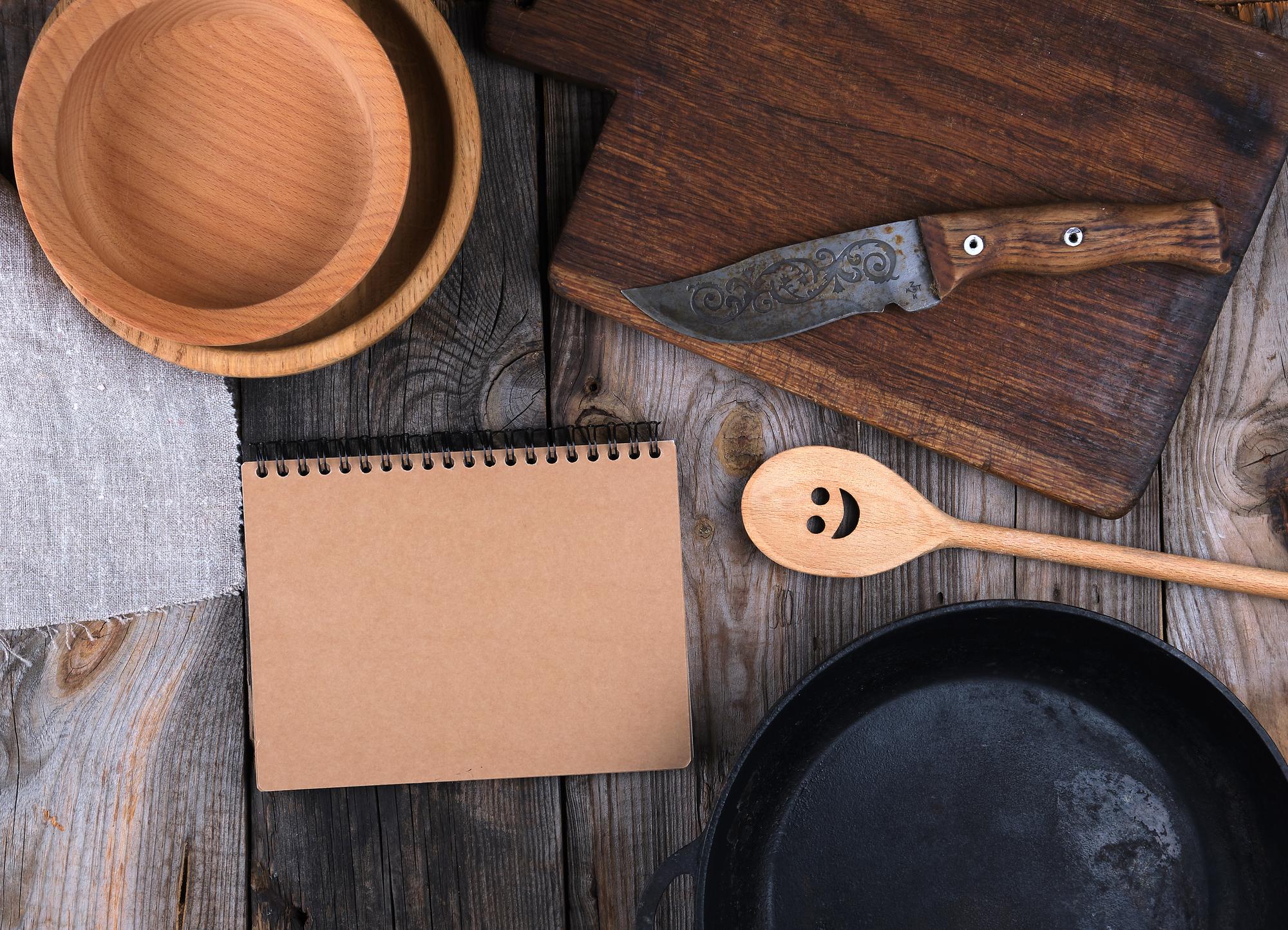 Subscription plan visual with utensils